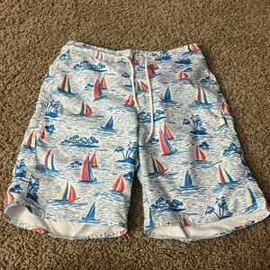 men’s swim trunks
